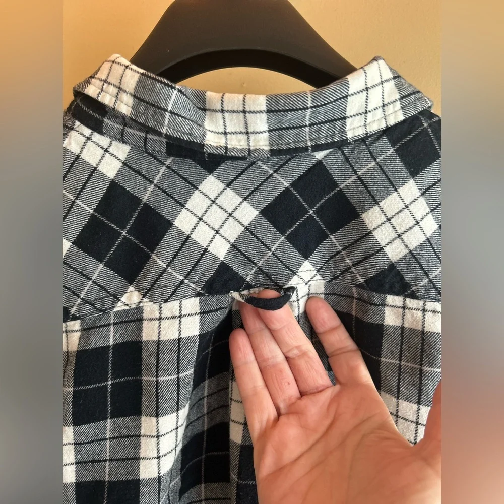 ✌️4 for $20✌️ Weatherproof flannel shirt - Picture 4 of 14